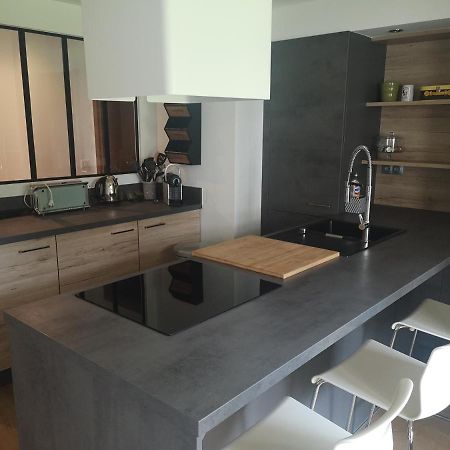 Appartement Meuble Tout Confort Scionzier Екстериор снимка