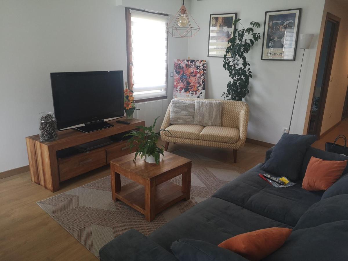 Appartement Meuble Tout Confort Scionzier Екстериор снимка